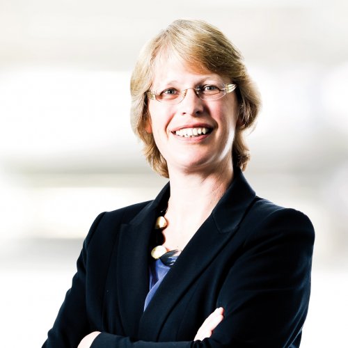 Helen-Howie-photo.jpg